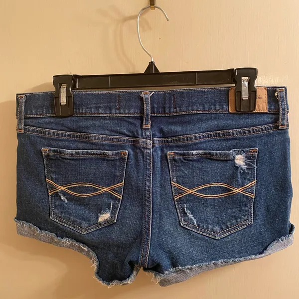 Abercrombie & Fitch blue jean shorts - Image 2