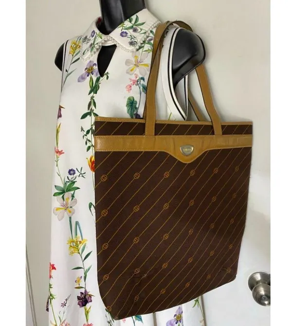 GUCCI Vintage XL Tote Bag in Canvas Fabric w/ - Image 15