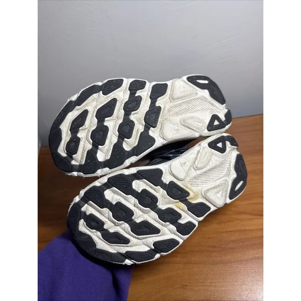 HOKA Clifton 9 Women Black/White Running Shoes Size 8B - Image 8