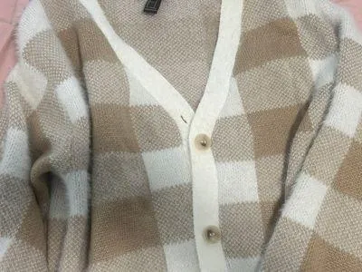 Forever 21 Oversized Cardigan - Image 2