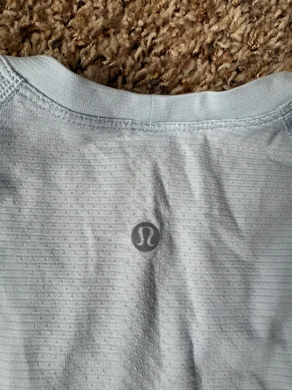 Lululemon Swiftly Tech Short Sleeve - Image 4