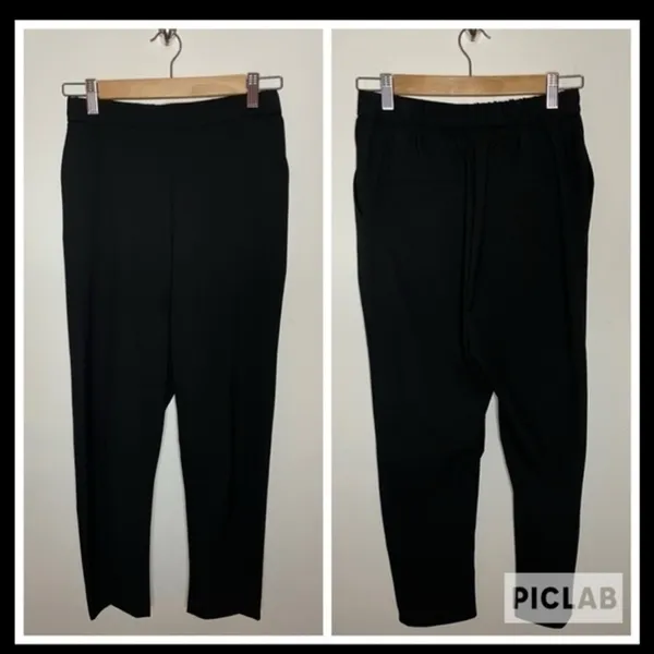 Basic Elastic Waist Ankle Joggers in Black With Pockets XS NWT - Image 4
