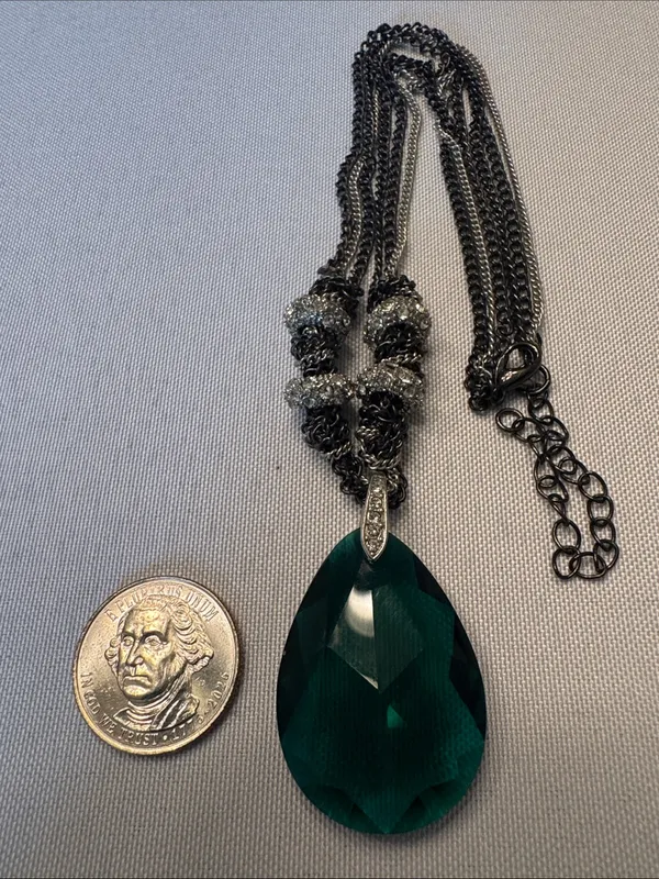 Gunmetal Chain Necklace with Emerald Teardrop Pendant - Image 2