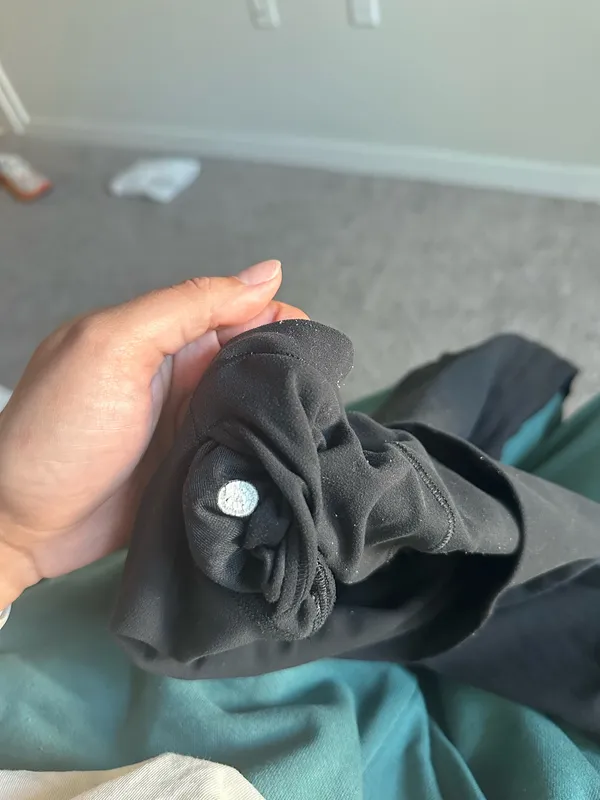 Lululemon Leggings Align 28" Black - Image 6