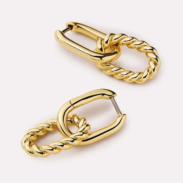 Elegant Gold Hoop Earrings - Image 2