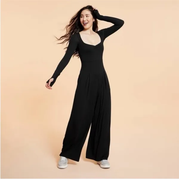 Blogilates Black Long-Sleeve sweetheart neck Wide-Leg Jumpsuit - Image 2