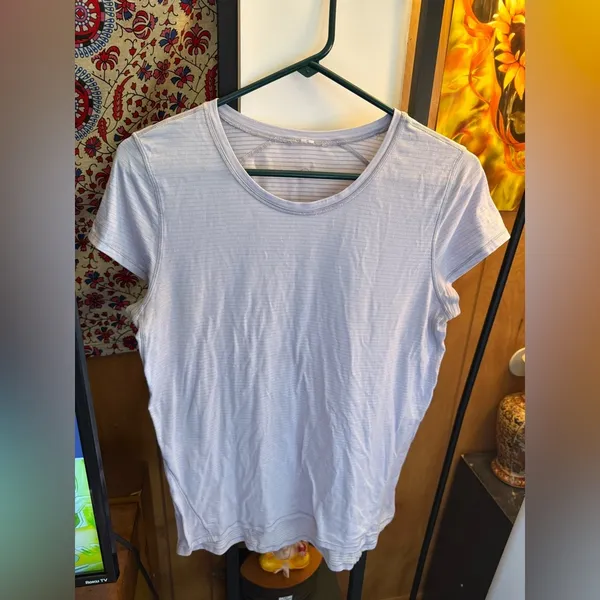 Lululemon Women’s Light Purple/ White Tshirt Striped Size 6 - Image 2