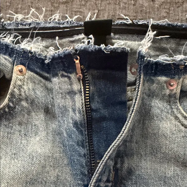 Wild Fable Light Wash Women's denim‎ skirt size 4 - Image 6