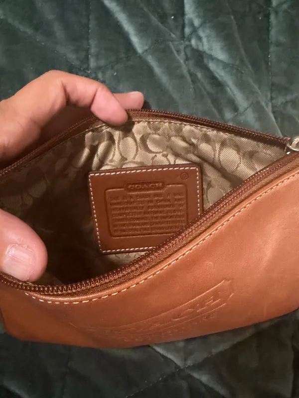 Vintage Coach Wristlet Leather - Image 8