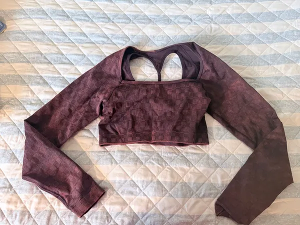 Gymshark Crop Long Sleeve - Image 2