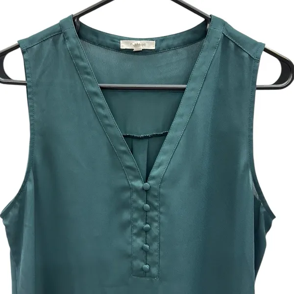 Maurices Sleeveless Quarter Button Front V Neck Tunic Blouse Top Womens Medium - Image 7
