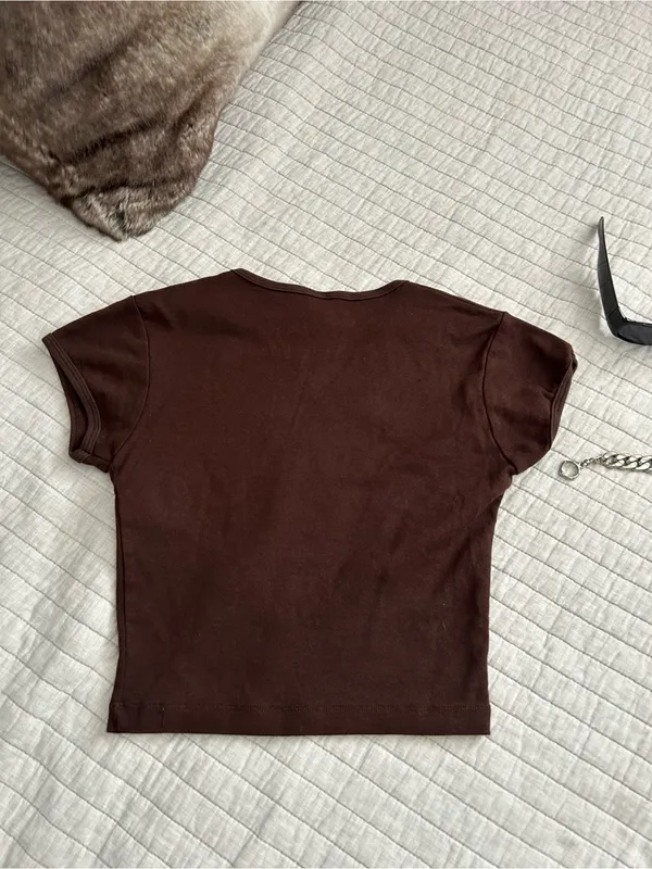 Los Angeles apparel brown rib cotton pi phi heart graphic, baby Tee cropped - Image 7