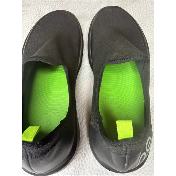 Women OOFOS OOMG EEZEE Black/Black Sz 7.5 - Image 4