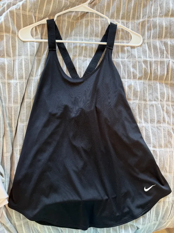 Nike Dri-Fit Tank Top - Image 3