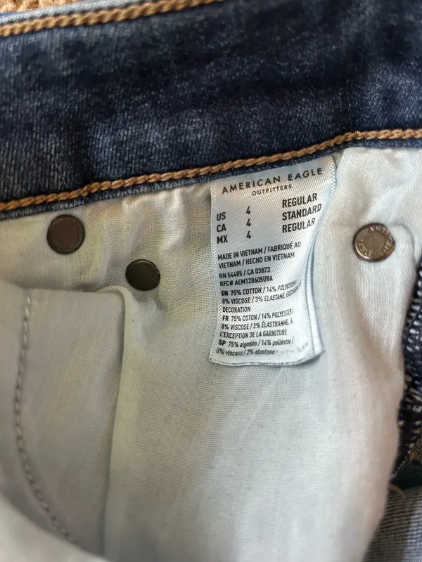 American Eagle Super High-Rise Flare Jeans - Image 4