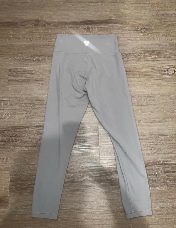 TNA Aritzia Leggings - Image 6