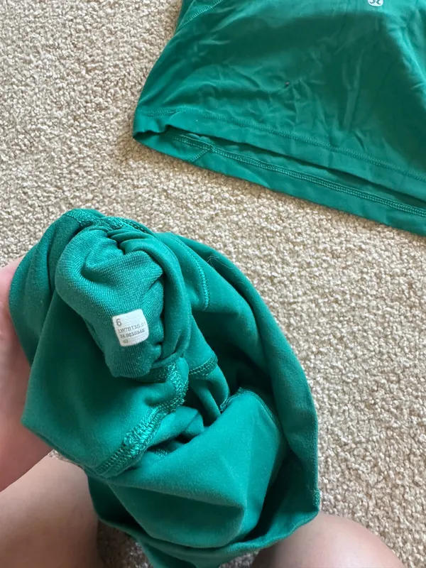 Lululemon green set - Image 3