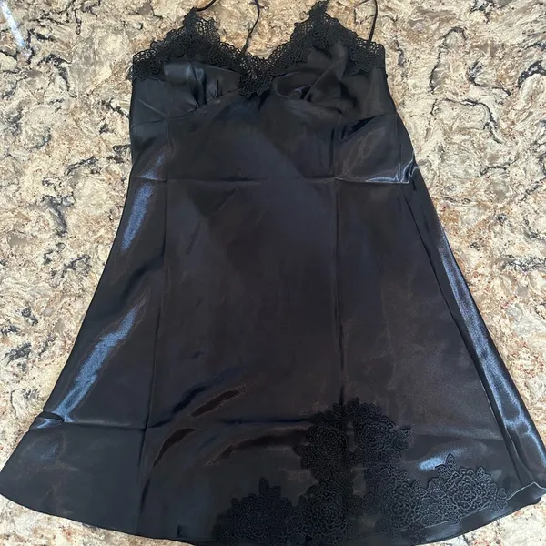 Black Satin Pajama Set Robe Pants Nightie Lace Trim Womens Size M/L New Lingerie - Image 12