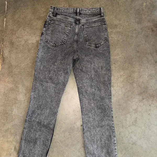 abercrombie ultra high rise mom.jean stonewash - Image 5