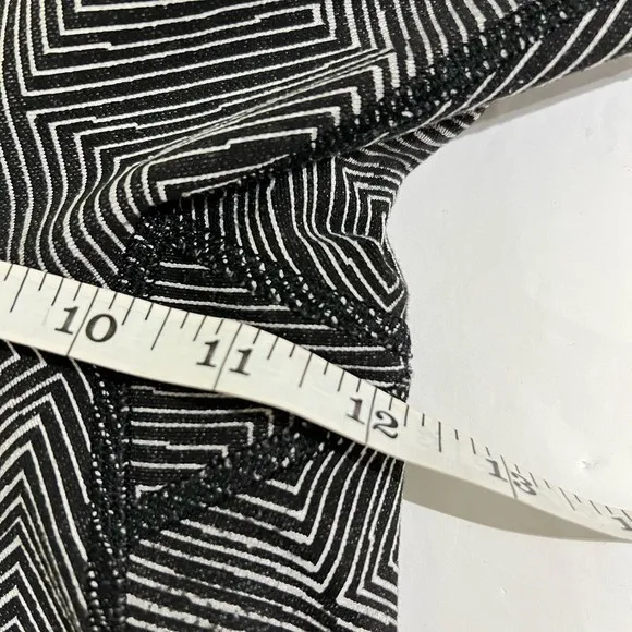 Lululemon Wunder Under Pant‎ (Hi-Rise) Maze Jacquard White Black W5AAYS Size 6 - Image 7