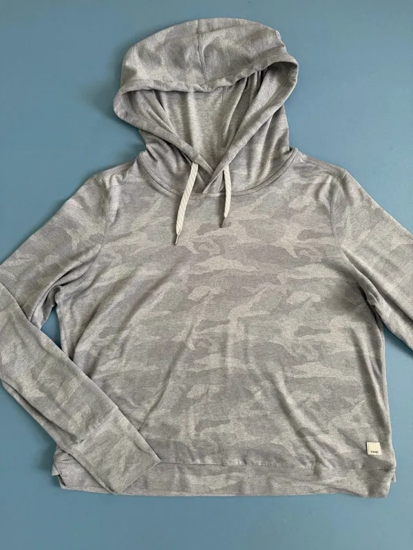 Vuori‎ Halo Essential Hoodie Pale Heather Camo Sweatshirt - Image 5