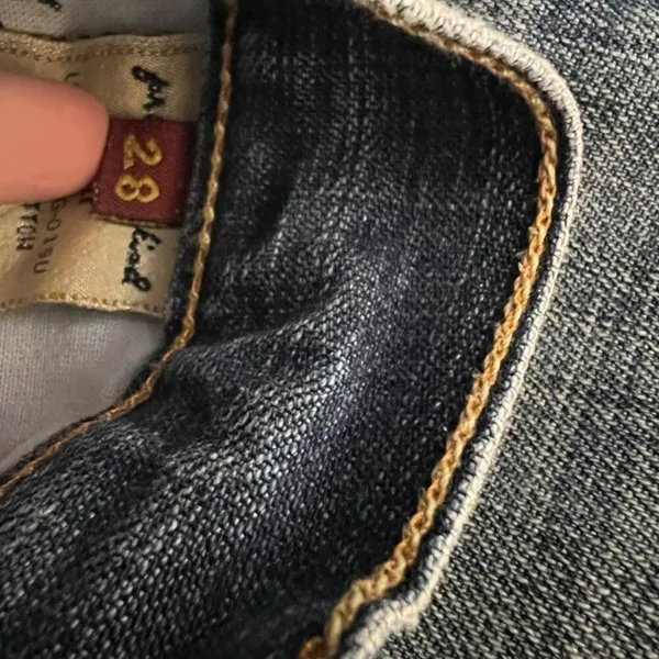 7 for All Mankind‎ size 28 jeans - Image 5