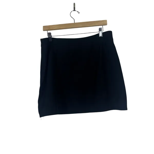 NWT Cider Solid Mini Skirt Black Dark Academia Side Slit Stretch Size XL - Image 4