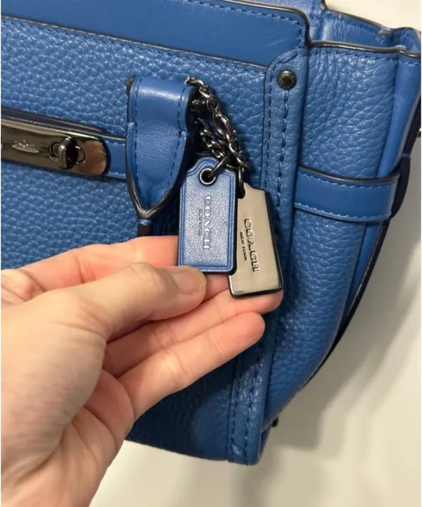 Crossbody - Image 2