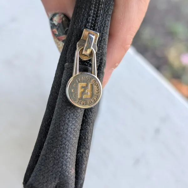 Fendi Black Leather Coin/Small Cosmetic Bag - Image 3