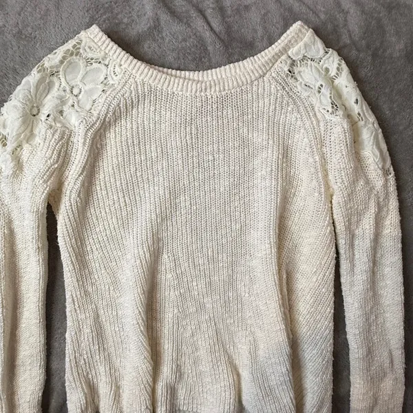 Hollister Textured Knit Sweater Floral Lace Trim Womens S Open Knit Shabby Chic - Image 5