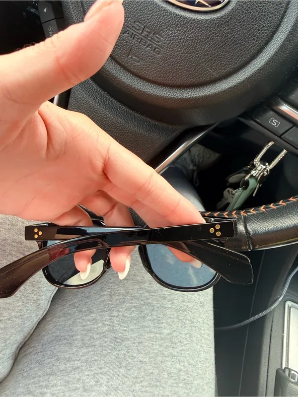 Classic Black Women's Sunglasses - Timeless Cat-Eye Style - Image 2