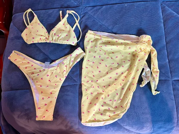 Yellow bikini 3 piece set - Image 2