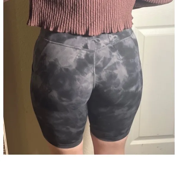 Lululemon Align Shorts - Image 2
