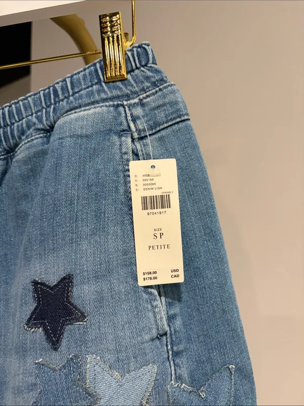 Anthropologie NWT PILCRO IZZIE RELAXED STAR PULL-ON BARREL JEANS - Image 11