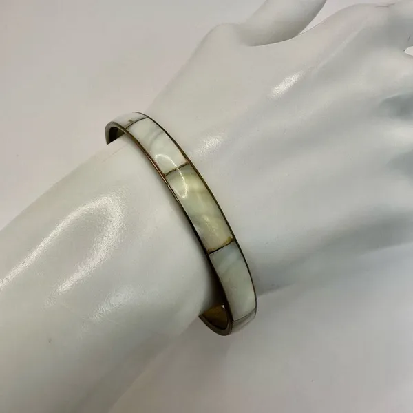 Abalone bangle bracelet - Image 5