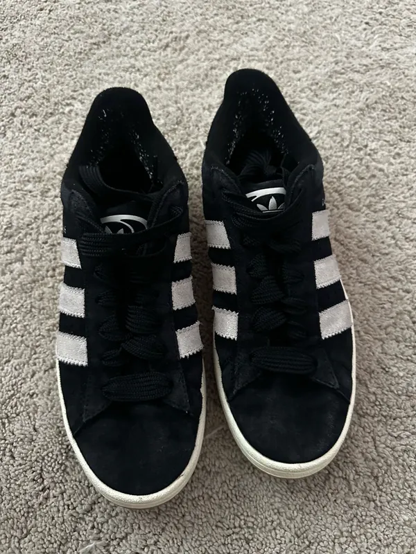 Black Adidas campuses - Image 5