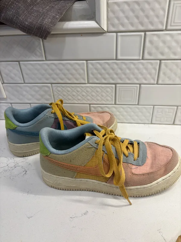 Nike Sun Club Shoes - Image 3