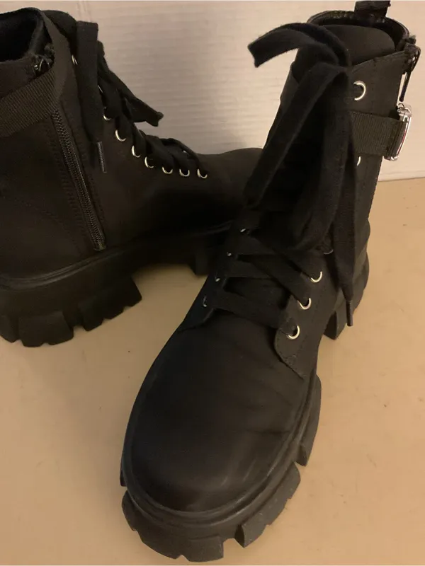 Steve Madden women black canvas nylon platform Combat Boots US 8 - Image 2