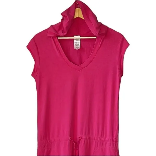 Patagonia Women's Fuchsia Hooded Sweatshirt - Image 2
