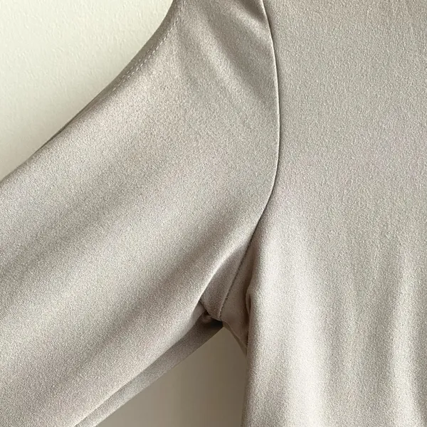 Klesis Taupe Cropped Long-Sleeve Top with Cutouts on Sleeves, Size S - Image 5