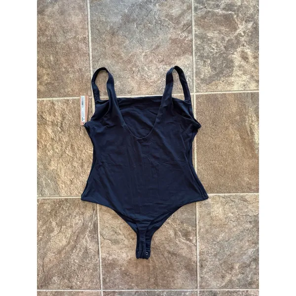 Skims Fits Everybody Square Neck Bodysuit Onyx Size Large - Image 7