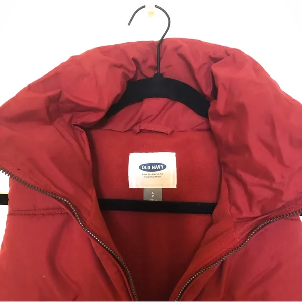 Old Navy Frost-Free Puffer Vest, small, NWT - Image 3