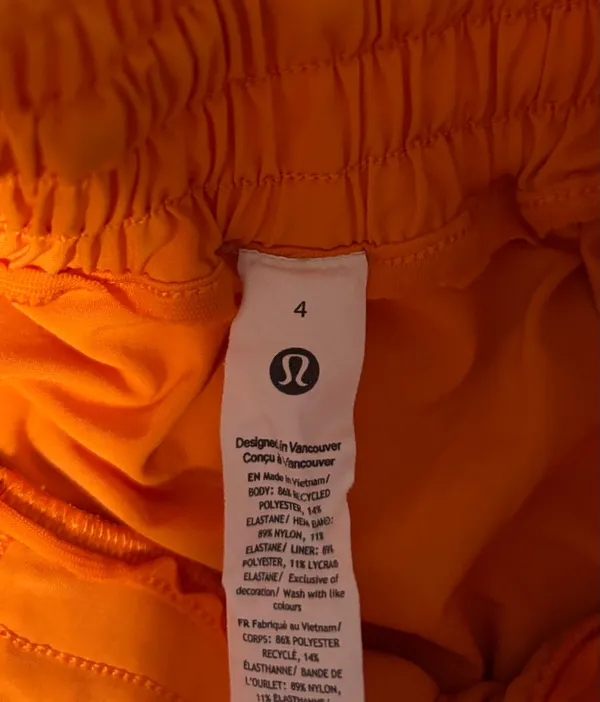 Lululemon Hotty Hot Shorts High-Rise - Image 4