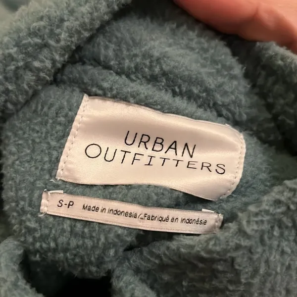 Urban outfitters zip up‎ fleece small - Image 7