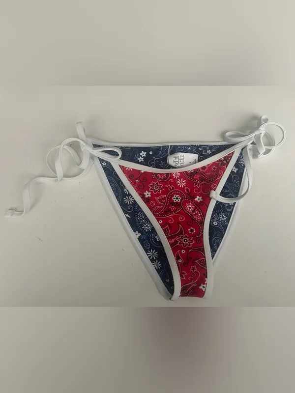 Wild Fable New Blue Red Reversible Paisley Print Swim Bottoms - Image 4