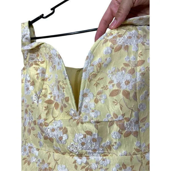 Lulus Favorite Song‎ Yellow Floral Jacquard Off-The Shoulder Mini Dress S NWT - Image 5
