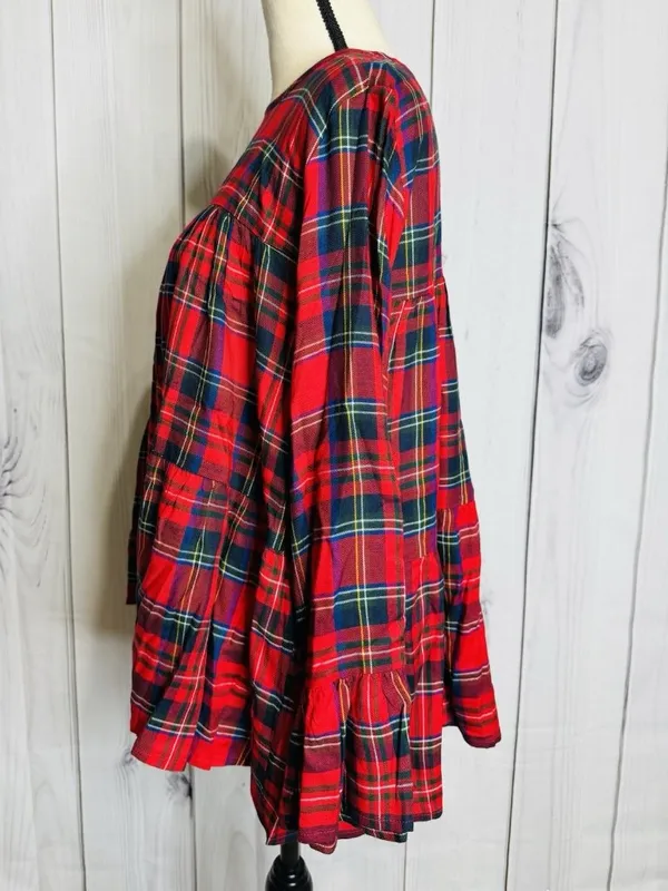 Mudpie Womens Red Plaid Peplum Flounce NWT Top Size Large Keyhole Back Neck - Image 4