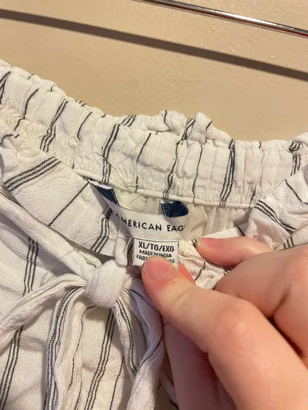 American Eagle Outfitters Shorts - Image 2