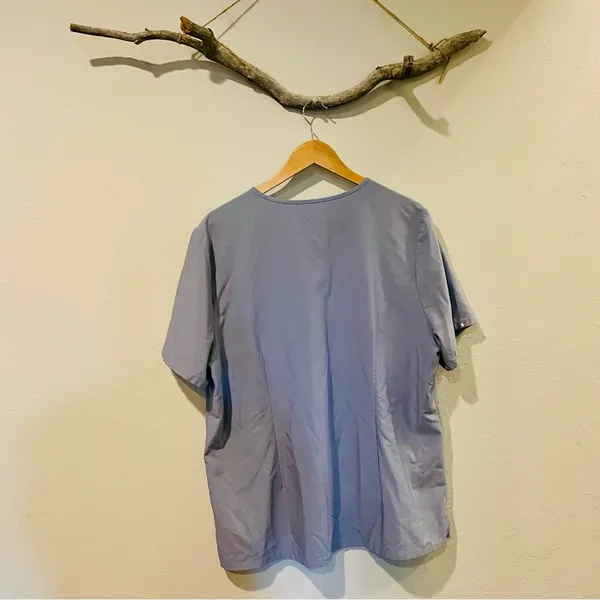 FIGS Catarina Scrub Top in Cool Blue - Image 7