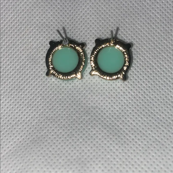 Turquoise colored Stud Earrings Green - Image 2